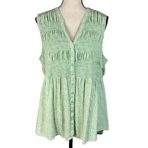 Torrid SZ 2 (2X-Large) Top Sleeveless Floral Hi-Low Hem V-Neck Smocked Button-Up